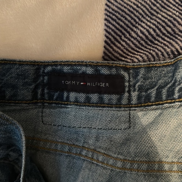 Tommy Hilfiger Jeans, 36x30 - Picture 2 of 4